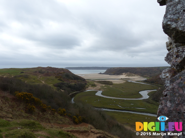 FZ012408 View from Pennard Castle Three Cliffs Bay